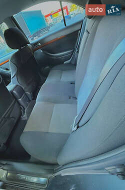 Седан Toyota Avensis 2008 в 
