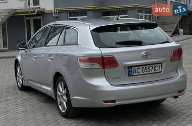 Универсал Toyota Avensis 2010 в 
