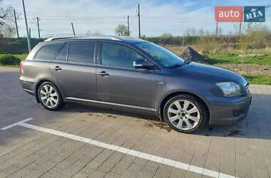 Универсал Toyota Avensis 2008 в Мостиске