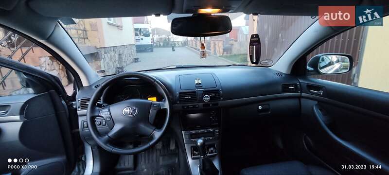 Універсал Toyota Avensis 2007 в Городку