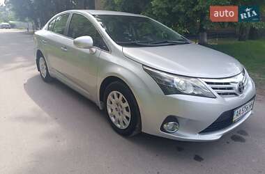 Седан Toyota Avensis 2012 в Нежине
