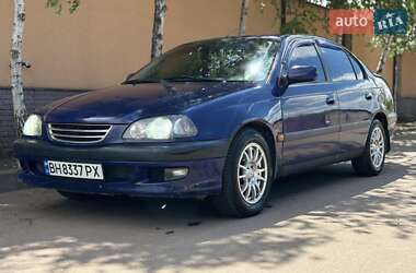 Седан Toyota Avensis 1999 в Одессе