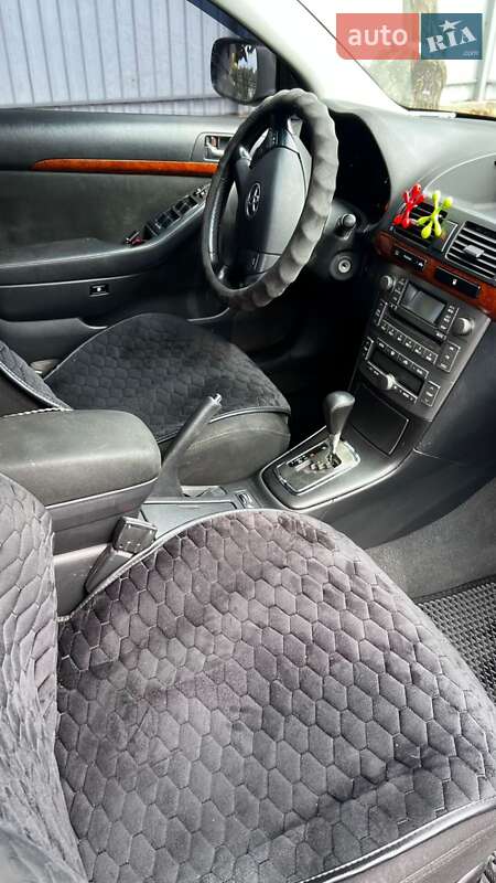 Седан Toyota Avensis 2008 в Одессе
