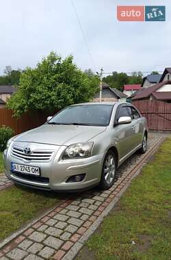 Седан Toyota Avensis 2006 в Івано-Франківську