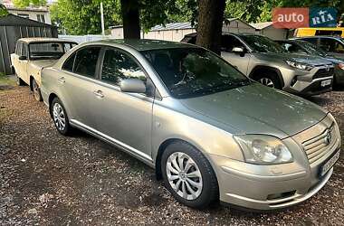 Седан Toyota Avensis 2003 в 