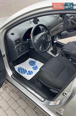 Универсал Toyota Avensis 2008 в 