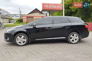 Універсал Toyota Avensis 2012 в 
