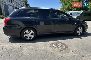 Универсал Toyota Avensis 2005 в 