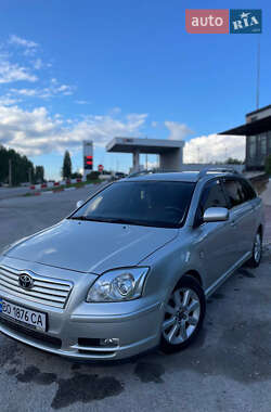 Універсал Toyota Avensis 2005 в Новій Ушиці