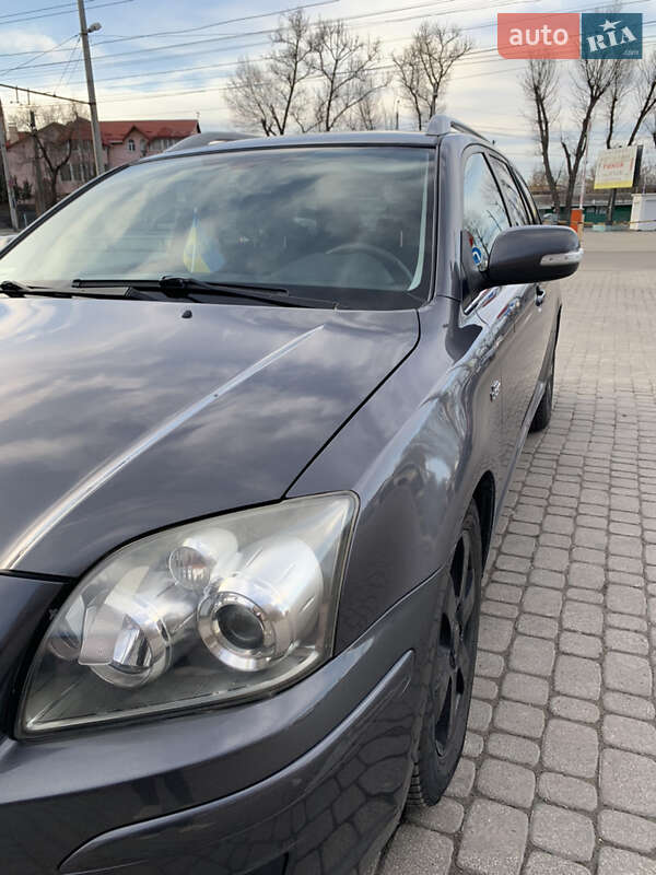 Универсал Toyota Avensis 2007 в 