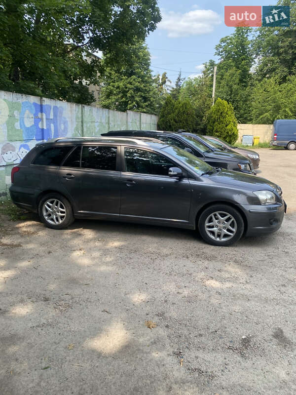 Универсал Toyota Avensis 2006 в Харькове