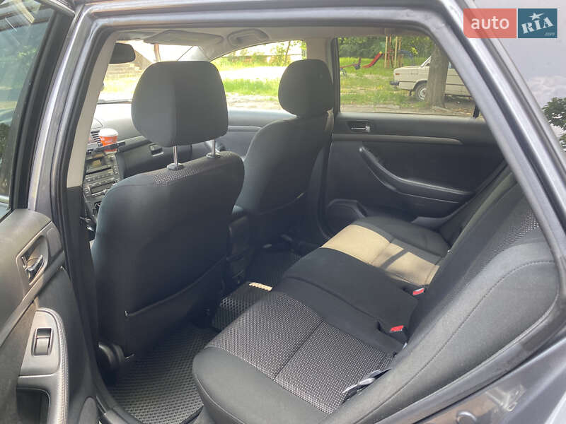 Универсал Toyota Avensis 2006 в Харькове