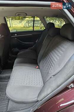 Универсал Toyota Avensis 2006 в 