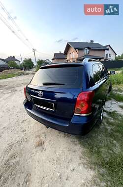 Универсал Toyota Avensis 2005 в 