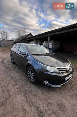 Универсал Toyota Avensis 2012 в Маневичах