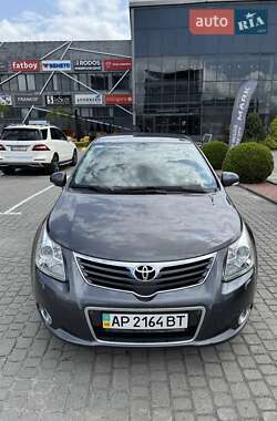 Седан Toyota Avensis 2008 в Львові