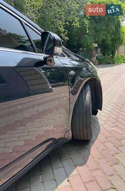 Седан Toyota Avensis 2012 в 