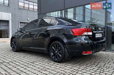 Седан Toyota Avensis 2015 в 