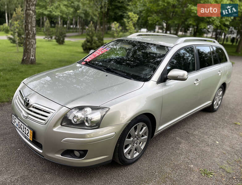 Универсал Toyota Avensis 2008 в Хмельницком