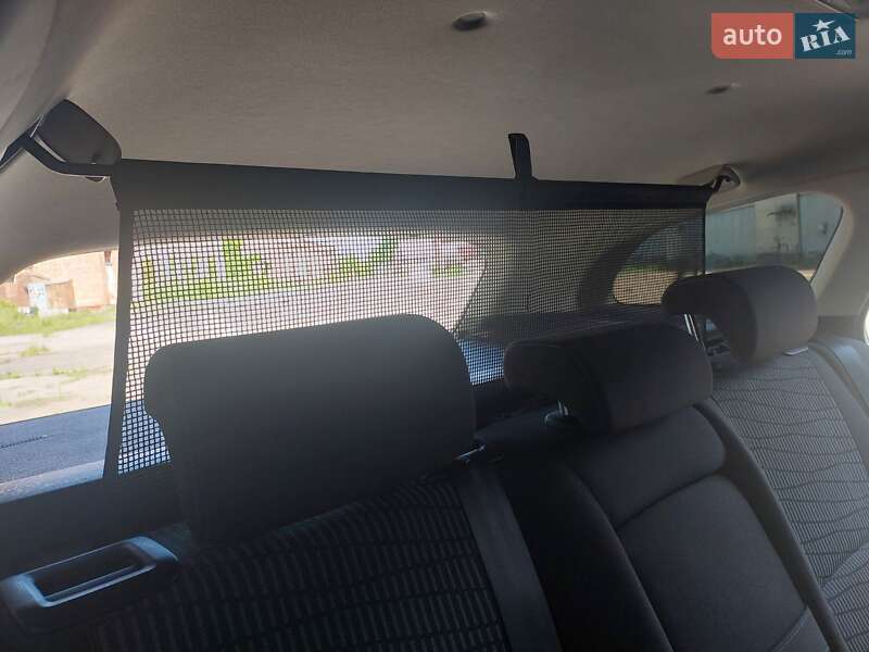 Универсал Toyota Avensis 2010 в Луцке