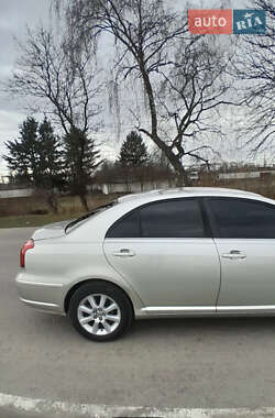 Седан Toyota Avensis 2006 в 