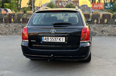 Универсал Toyota Avensis 2004 в 