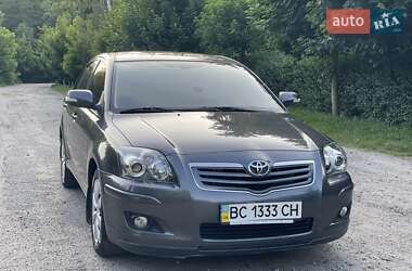 Седан Toyota Avensis 2008 в 