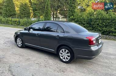 Седан Toyota Avensis 2008 в 