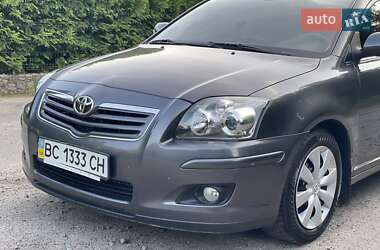 Седан Toyota Avensis 2008 в 