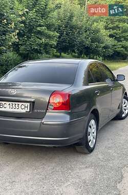 Седан Toyota Avensis 2008 в 