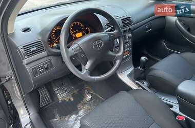 Седан Toyota Avensis 2008 в 