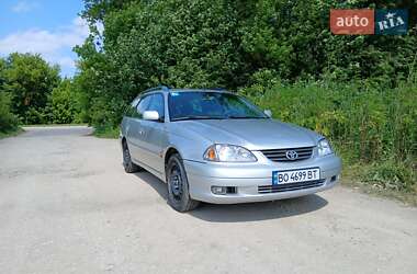 Універсал Toyota Avensis 2001 в Тернополі