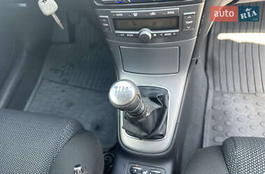 Универсал Toyota Avensis 2008 в 