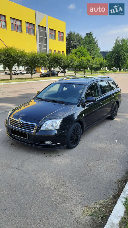 Toyota Avensis 2004