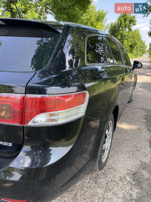 Универсал Toyota Avensis 2010 в Кодыме