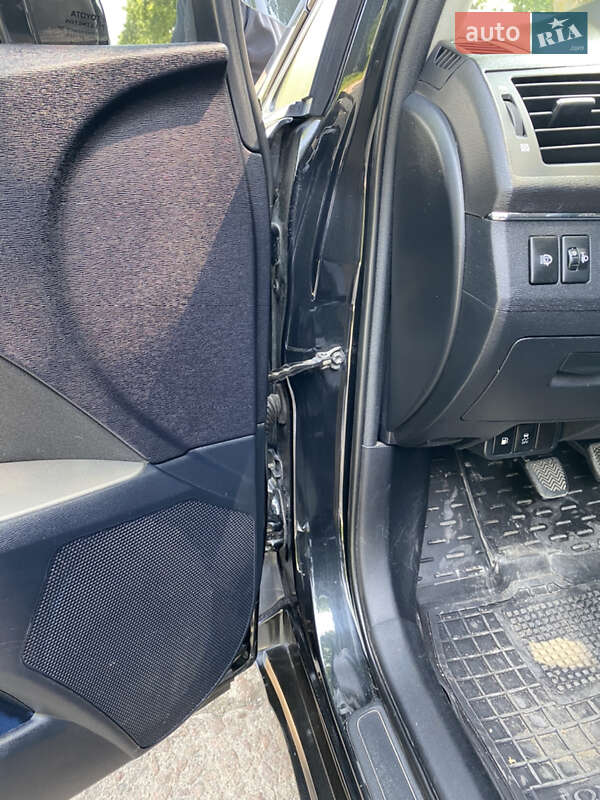 Универсал Toyota Avensis 2010 в Кодыме