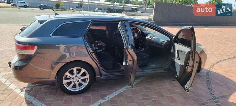 Универсал Toyota Avensis 2009 в Одессе