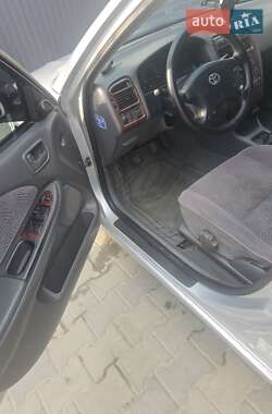 Универсал Toyota Avensis 1999 в 