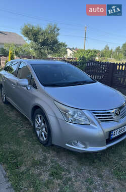 Универсал Toyota Avensis 2009 в Калуше