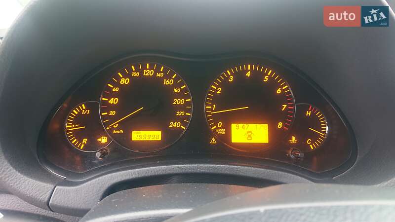 Универсал Toyota Avensis 2006 в Сарнах