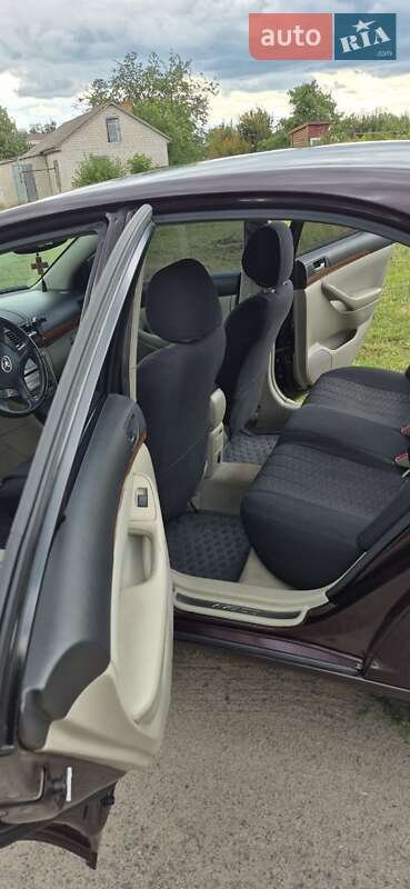 Седан Toyota Avensis 2008 в Черкассах