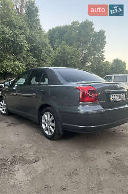 Седан Toyota Avensis 2006 в 