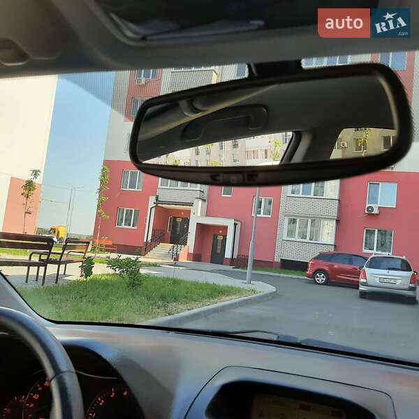 Ліфтбек Toyota Avensis 2005 в Вінниці