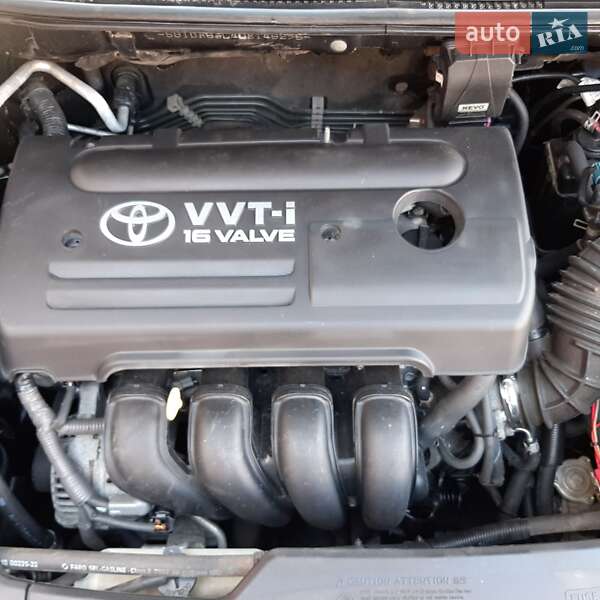 Ліфтбек Toyota Avensis 2005 в Вінниці