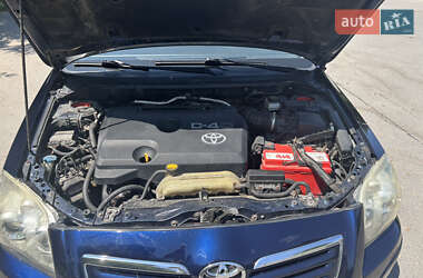 Универсал Toyota Avensis 2006 в 