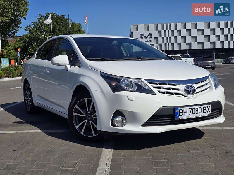 Седан Toyota Avensis 2012 в Одесі