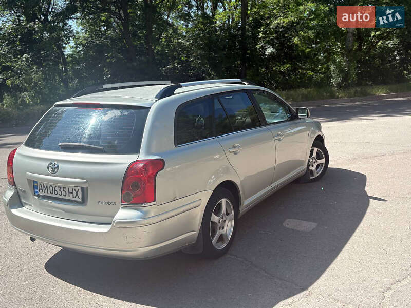 Универсал Toyota Avensis 2004 в Житомире