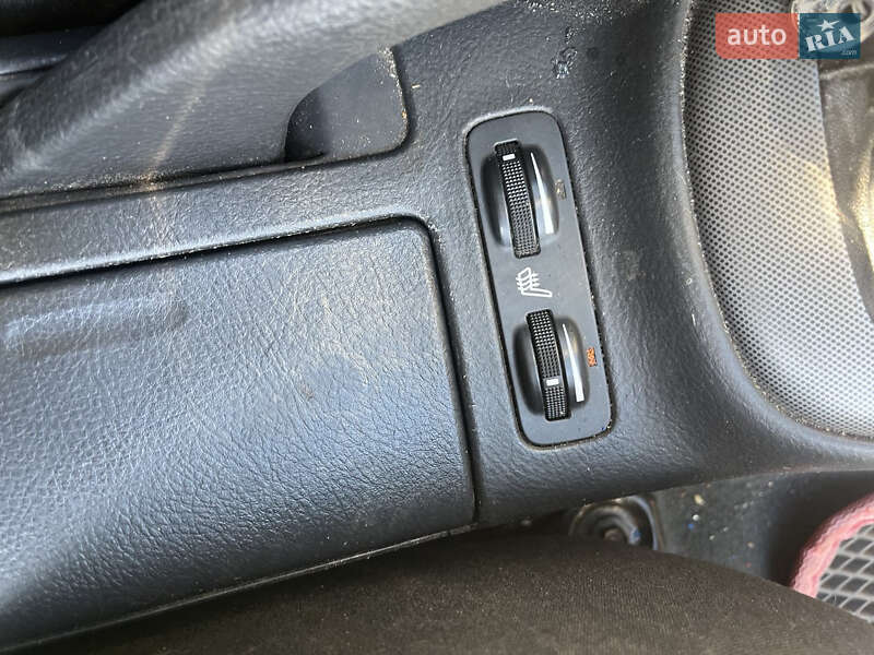 Универсал Toyota Avensis 2004 в Житомире