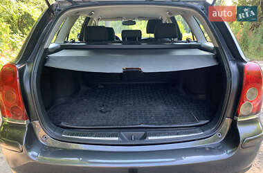 Универсал Toyota Avensis 2006 в Чернигове