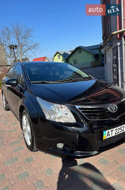 Седан Toyota Avensis 2008 в Івано-Франківську